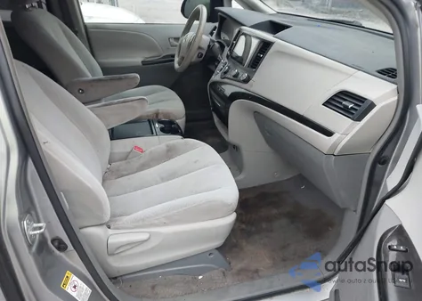 2011 Toyota Sienna Le V6 из США, поврежденный, VIN 5TDKK3DC8BS039072
